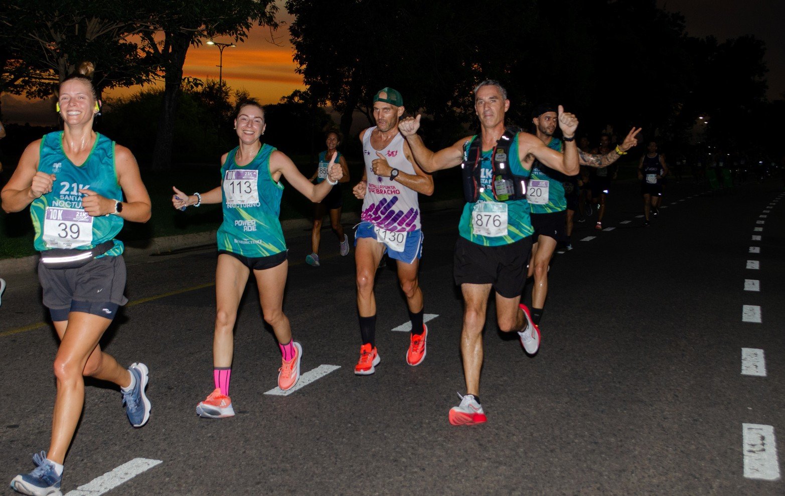 Maratón en la noche santafesina