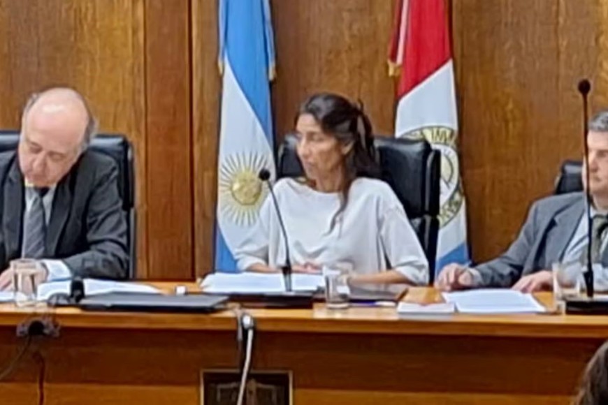El tribunal integrado por Benjamín Rérovi, Lorena Garini y Aldo Baravalle.