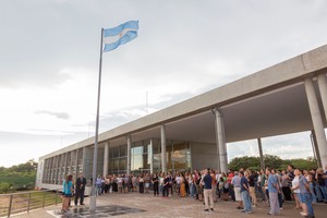 La apertura del ciclo lectivo 2024 tuvo lugar este lunes en el nuevo edificio de la Costanera Este.