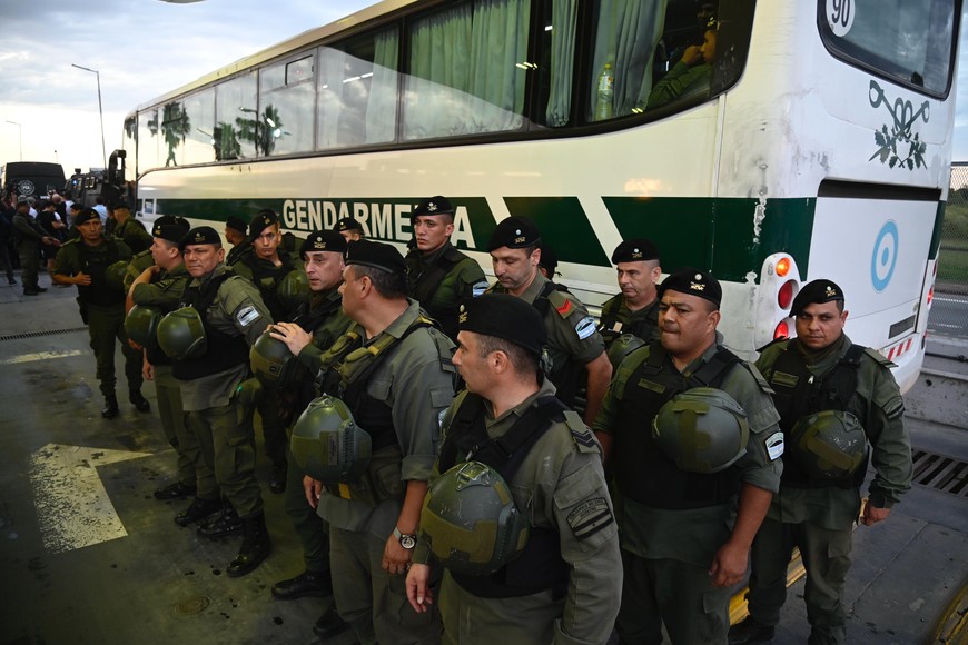 Ante la ola de violencia, el Gobierno nacional envió refuerzos federales a Rosario. Crédito: Marcelo Manera