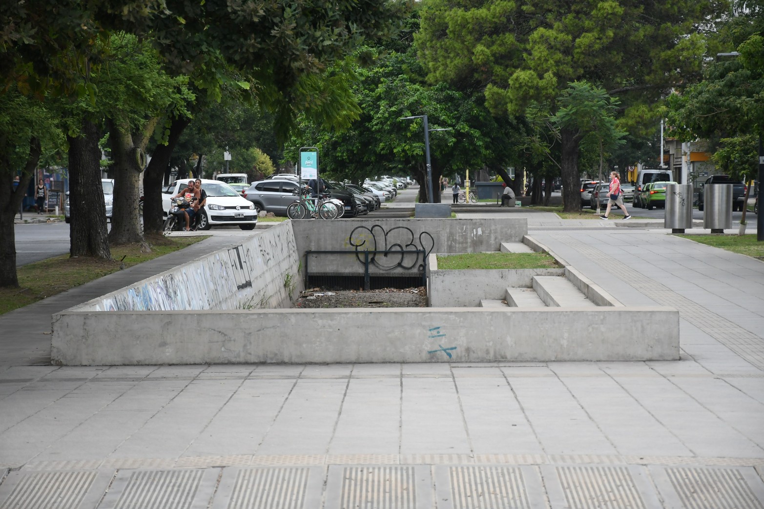 Retardador pluvial de Avenida Gdor Freyre y Catamarca