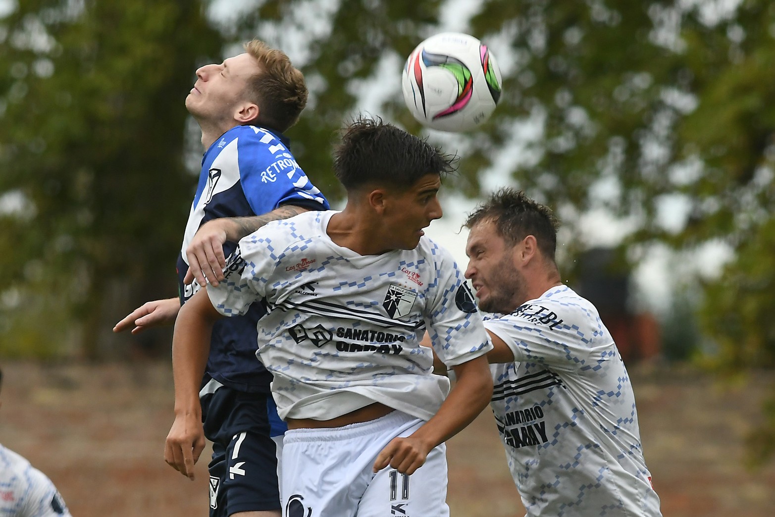 La Salle recibió a Nobleza por una nueva fecha de la liga santafesina de fútbol.