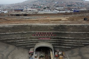 Maquinaria en el sitio donde se está construyendo un mega puerto en Chancay, Perú. Crédito:Angela Ponce/Reuters