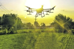 Buscan cambiar las ordenanzas para explotar el potencial de los drones en el agro. 