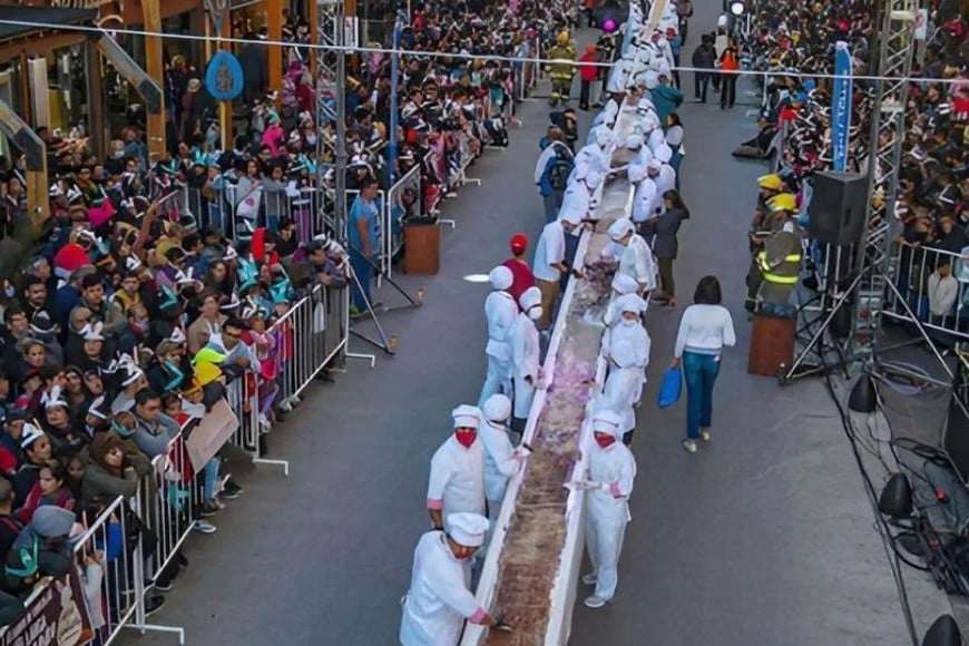 La Fiesta Nacional del Chocolate se celebra todos los años en Semana Santa.