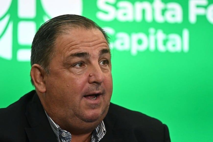 “Todos los santafesinos estamos cansados  de las medidas de fuerza y tampoco al sistema le rinde parar dos días, funcionar tres, ni a los empresarios, ni a los usuarios, ni a la Municipalidad”, reclamó Poletti. Foto: Mauricio Garín