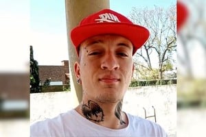 El joven de Murphy lucha por su vida internado en el hospital venadense.