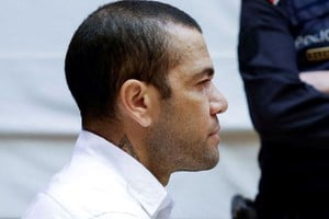 Un tribunal español autorizó este miércoles la salida de la cárcel del futbolista brasileño