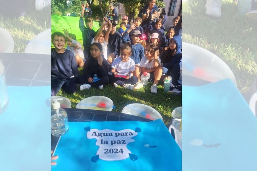 “Todo lo que tenga que ver con la realidad y con lo que día a día nos importa, siempre tiene un impacto en los chicos. También para nosotros como maestros es un recurso súper importante”, valoró Andrea. Foto: Gentileza