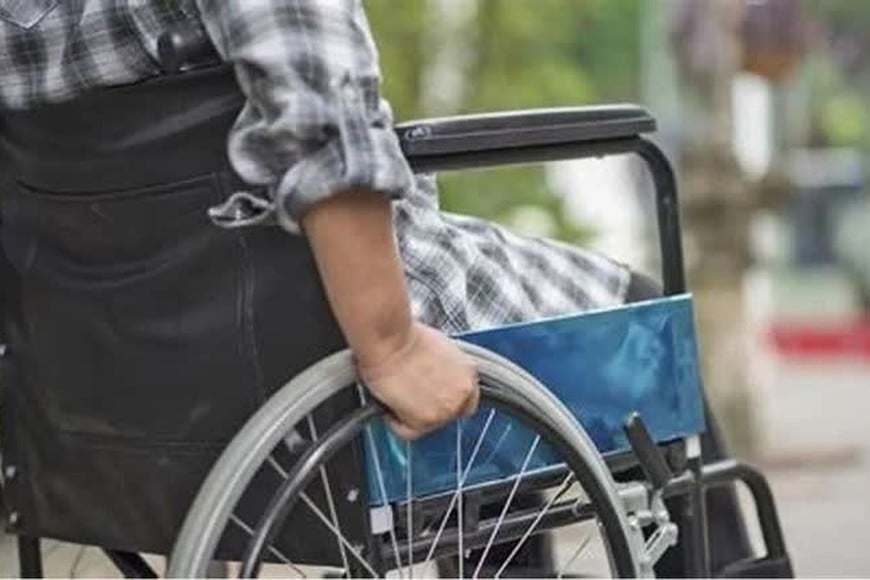 La azul. Las personas discapacitadas y sus acompañantes deben tramitar el beneficio.

Archivo.