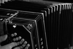 "Había un escenario en el que una orquesta de tango y una orquesta  "típica" animaban la noche". Foto: Archivo