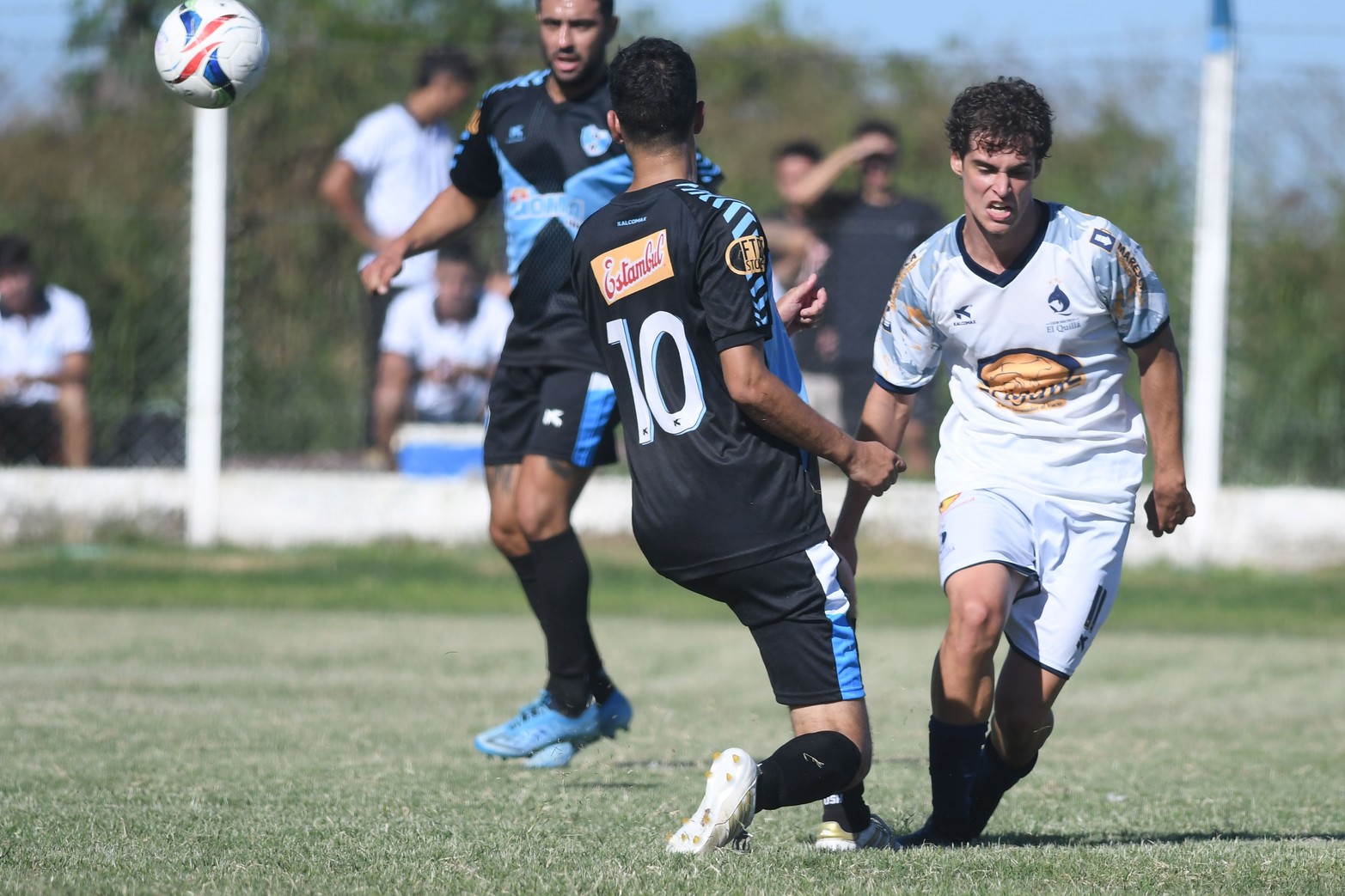 Ciclón Racing recibió la visita de El Quilla por una nueva fecha la liga santafesina de fútbol