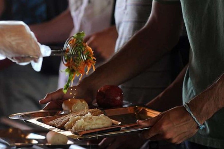 Están analizando reabrir en abril la inscripción a las becas para almorzar a diario en el comedor universitario. Crédito: Agencia