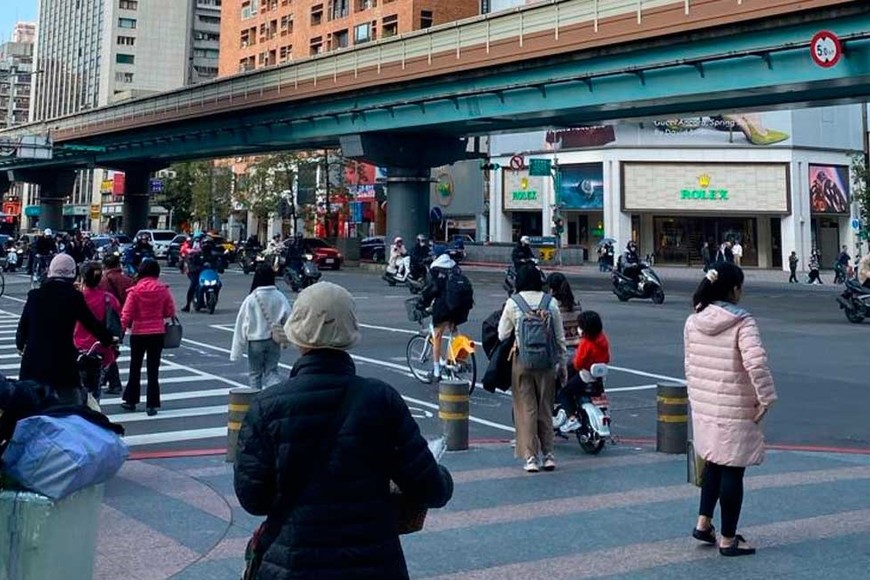 Los peatones tienen máxima prioridad en las calles de Taipéi. Foto: Gonzalo Zentner