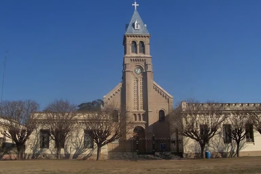 Iglesia Cristo Redentor, icónico edificio de la localidad.