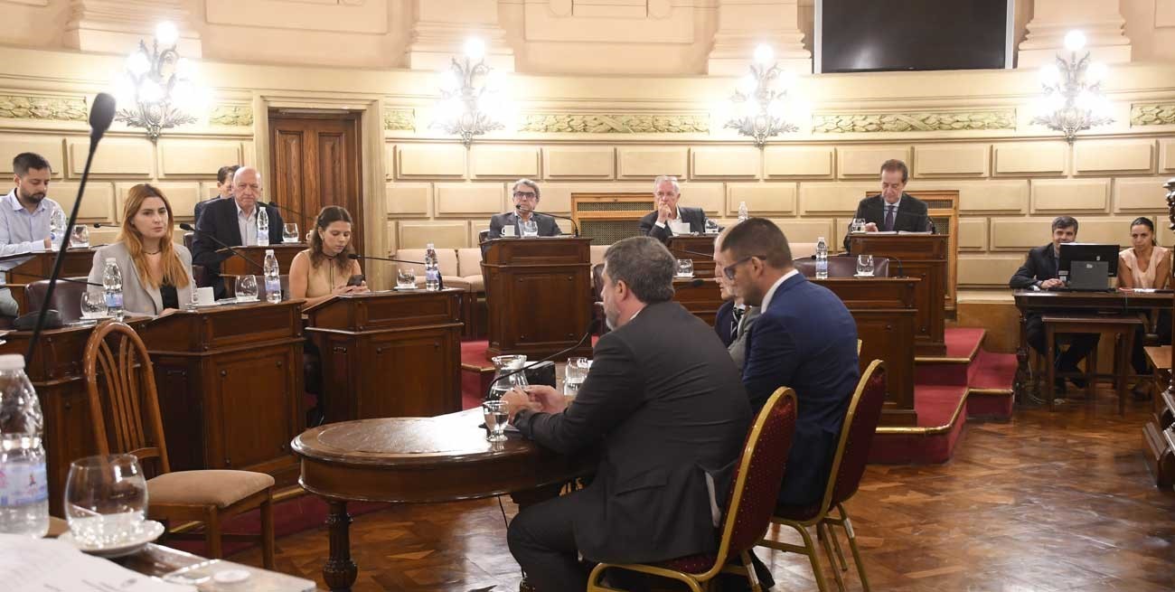 Acuerdos propuso suspender por cuatro meses al fiscal de Rosario Matías Edery