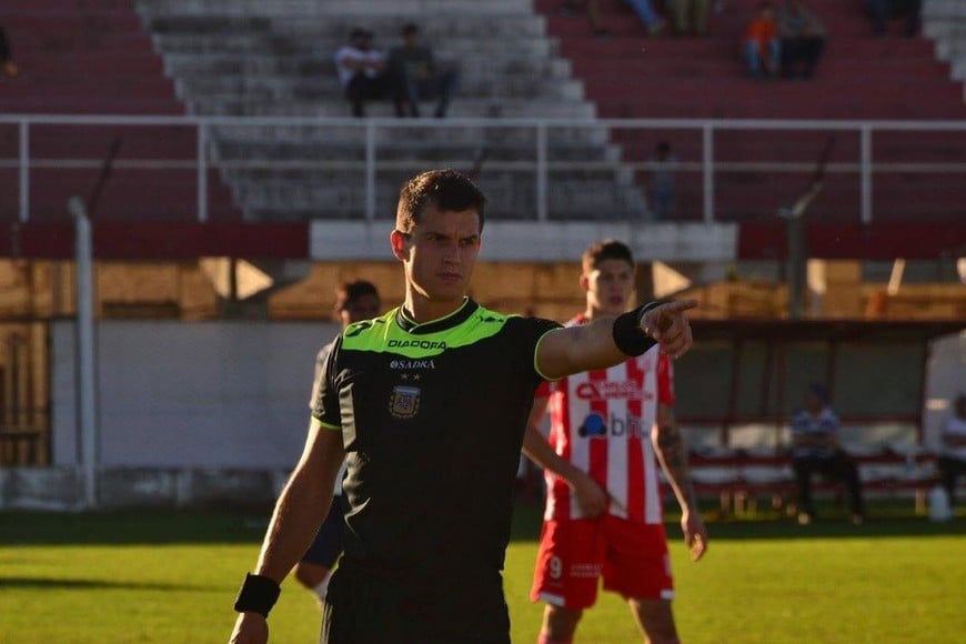 Enzo Silvestre, el árbitro elegido para San Justo.