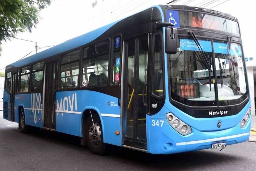 Estos cambios buscan optimizar el ingreso y salida de los colectivos, mejorando la fluidez vehicular y la seguridad de los pasajeros.