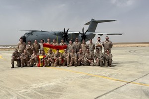 Spanish Air Force personnel pose for a picture ahead of a mission to deliver humanitarian aid to the Gaza Strip, in the Zaragoza Air Base, Spain, March 26, 2024. Spanish Foreign Ministry/Handout via REUTERS ATTENTION EDITORS - THIS IMAGE WAS PROVIDED BY A THIRD PARTY.