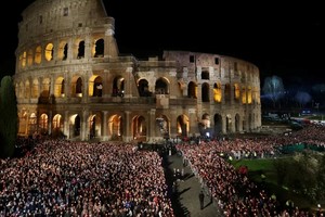 El sumo pontífice decidió seguir la tradicional ceremonia desde Santa Marta, según informó El Vaticano en un comunicado.