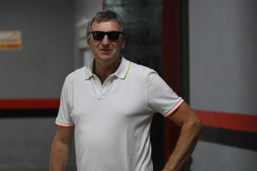 "Arreglamos con Godano". Foto: Manuel Fabatía