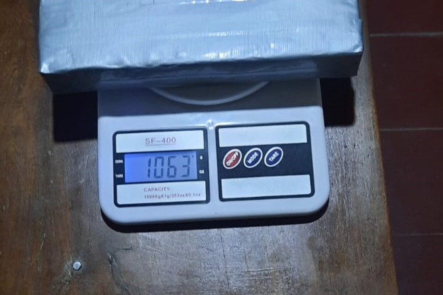 Los paquetes de la droga estaban marcados con un relieve en forma de delfín.