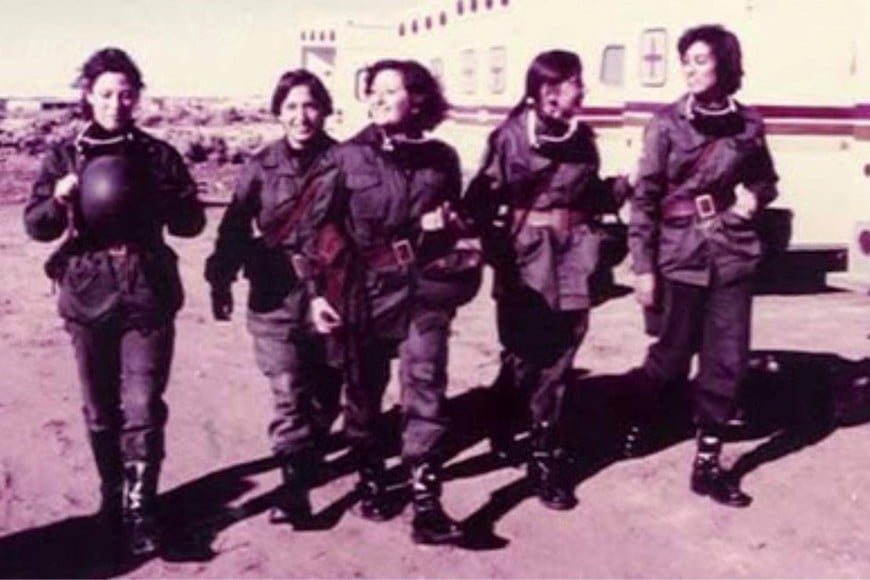 La Fuerza Aérea fue la primera en incorporar mujeres, pero Reynoso asegura que no se tuvieron en cuenta muchas cosas.