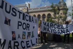 La audiencia de este miércoles coincidió con el tercer aniversario del femicidio de Marcela Maydana. Créditos: Mauricio Garín.