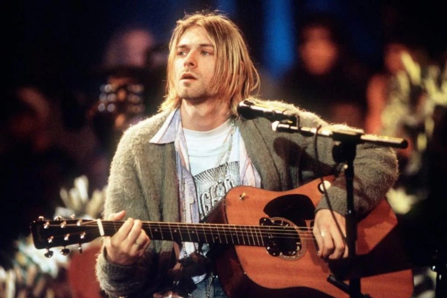 Cobain en la grabación del célebre “Unplugged” de Nirvana en la MTV.