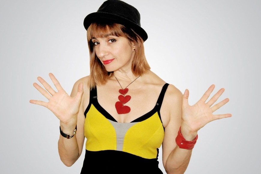 Hilda Lizarazu en tribus.