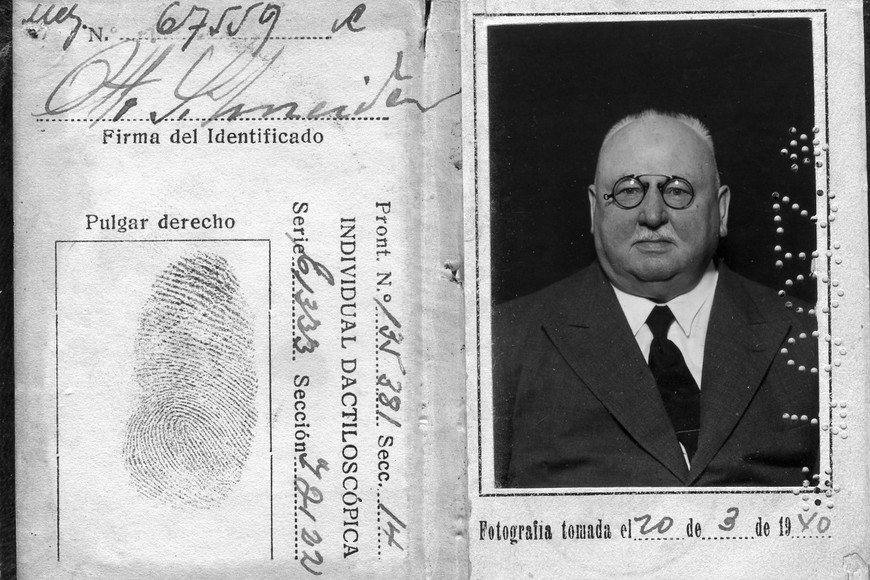 “Troesma”. Don Otto Schneider, el gran pionero de la cerveza santafesina. En bulevar hay un monumento en su homenaje.