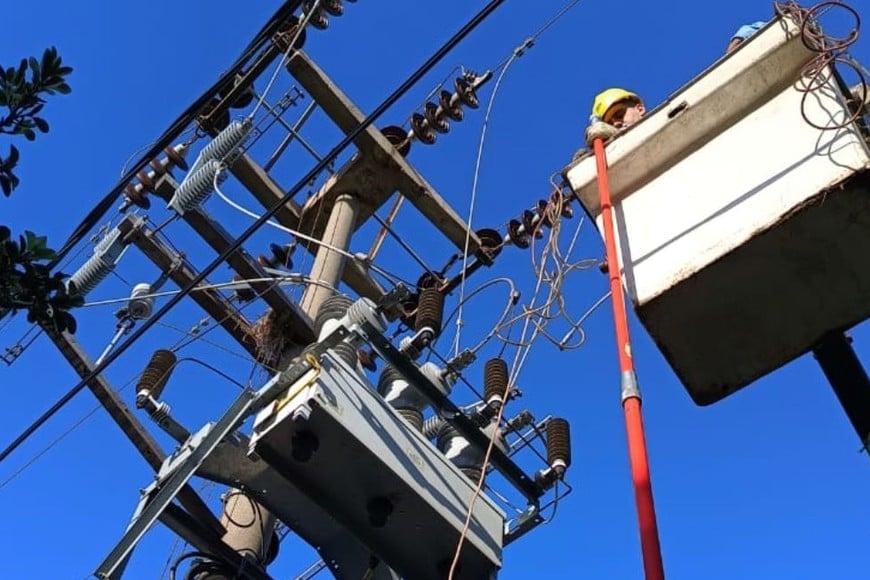 La EPE informó que este domingo 16 de agosto se realizarán dos cortes programados del servicio eléctrico en distintos sectores de la ciudad de Santa Fe.