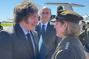 La compra de 24 aviones de combate está programada para ser firmada el próximo martes.