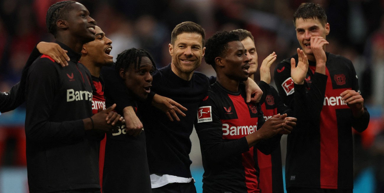 Con los ojos puestos en Munich, Leverkusen busca un triunfo que corte con el reinado del Bayern