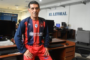 Mario Utrera. El volante de San Lorenzo de Santa Fe ya está listo para lo que será un año más en la Liga Senior. Crédito: Luis Cetraro