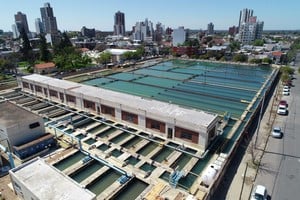 La planta potabilizadora de Aguas Santafesinas, desde el drone de El Litoral.