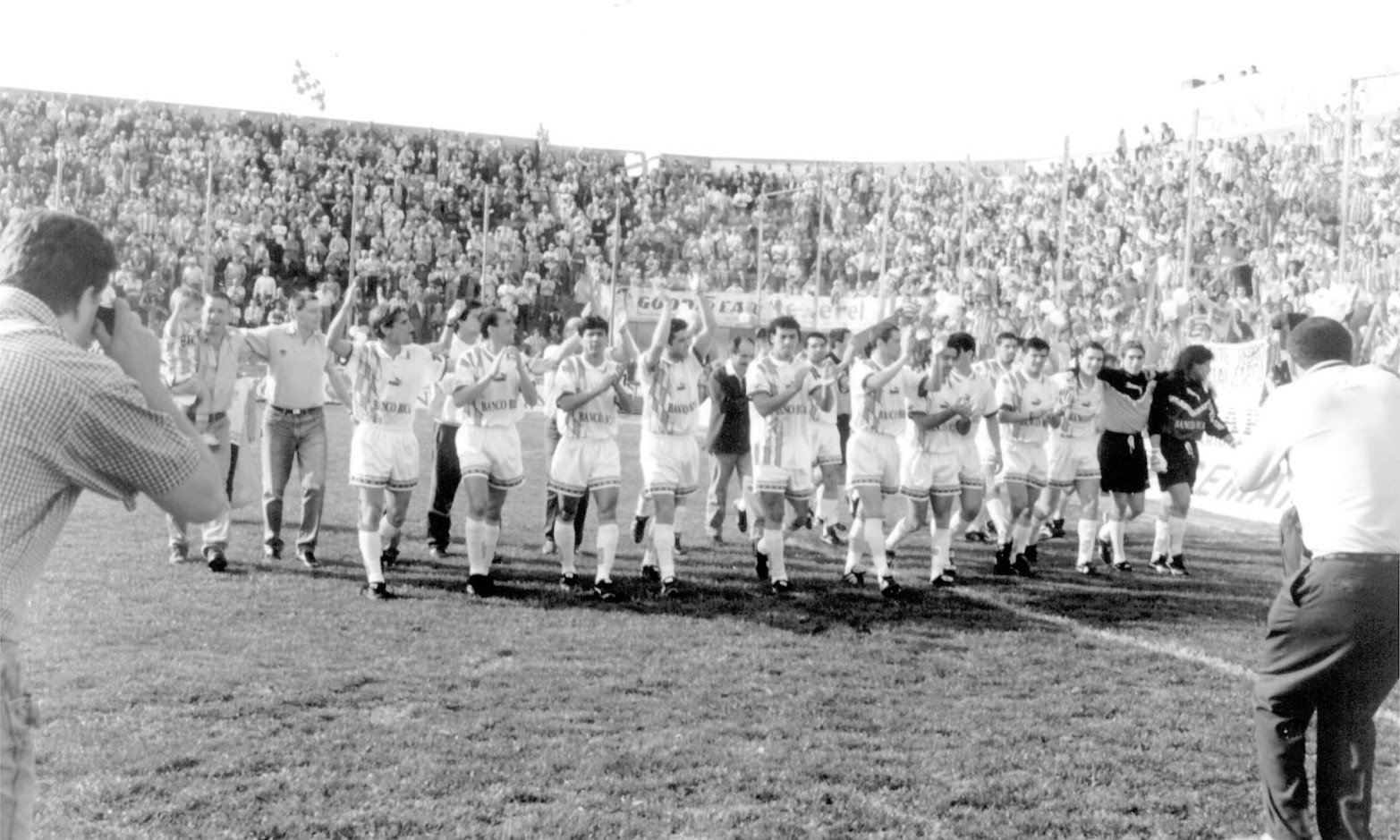 El equipo en el ascenso  de 1996.