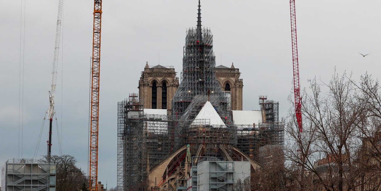 Notre-Dame se prepara para brillar