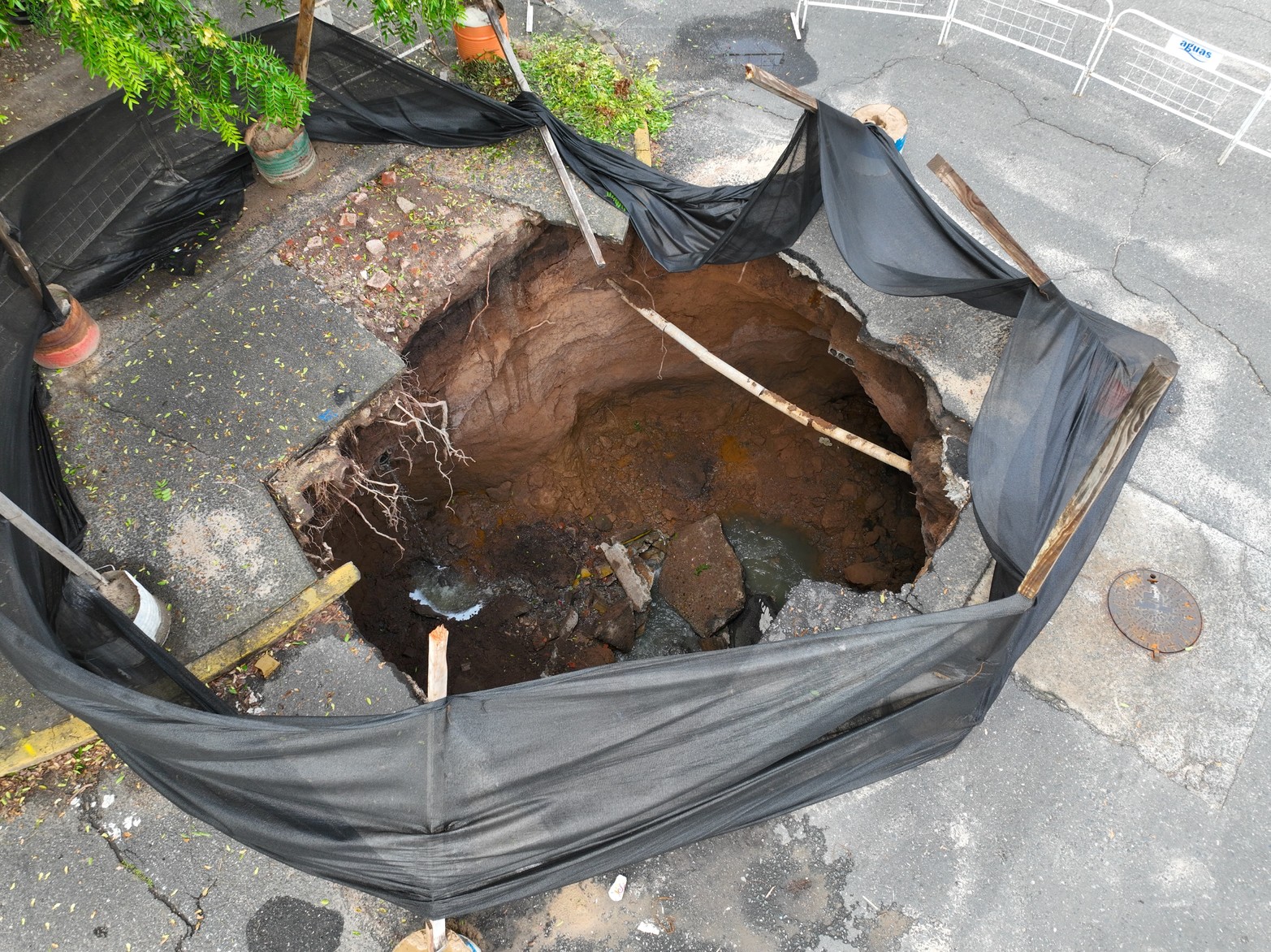 Hundimiento en 9 de Julio y Gálvez