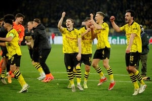 El festejo de los jugadores del Borussia Dortmund. Crédito: Reuters