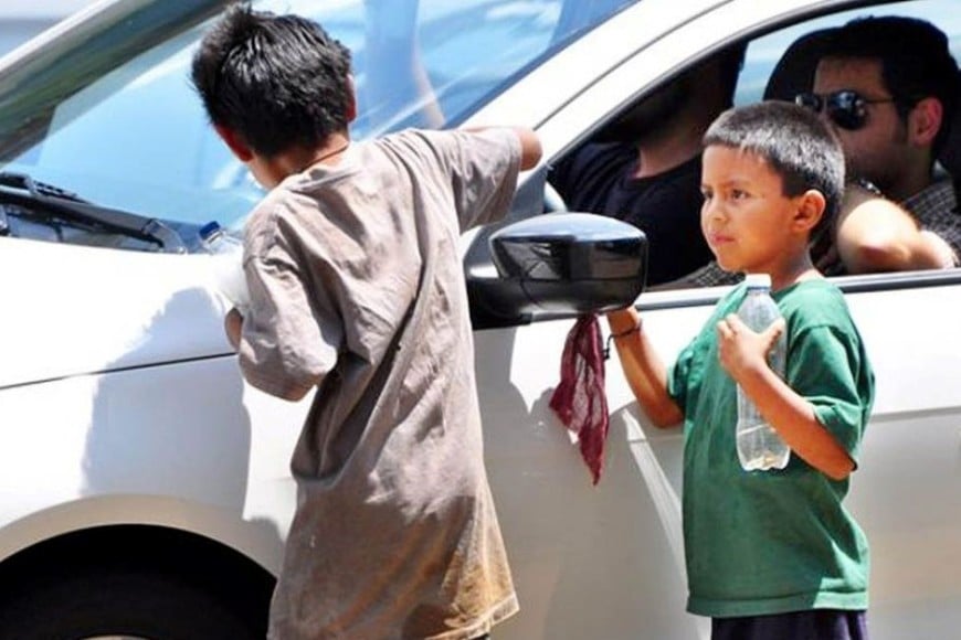 América Latina, una región rica en cultura y diversidad, también enfrenta su propia batalla contra la explotación infantil