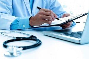 El anuncio refleja la tensión en un contexto de crecientes costos operativos y necesidades de inversión en el sector.