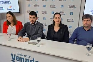 Georgina Orciani, Leonel Chiarella, Lucia Masneri y Nahuel Pasquinelli.