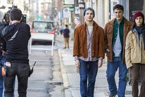 “Estamos felices, orgullosos y expectantes por este momento por el que trabajamos tan duro durante más de 10 años”, aseguró Gieco que tras décadas residiendo en Los Ángeles y San Pablo regresó a Santa Fe para dirigir este largometraje. Foto: Gentileza producción