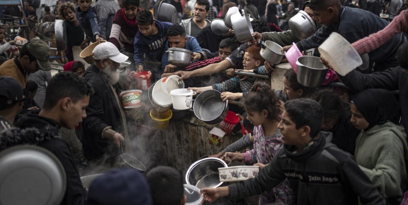 La ONU dice que continúan teniendo obstáculos en su intento por evitar la hambruna en Gaza