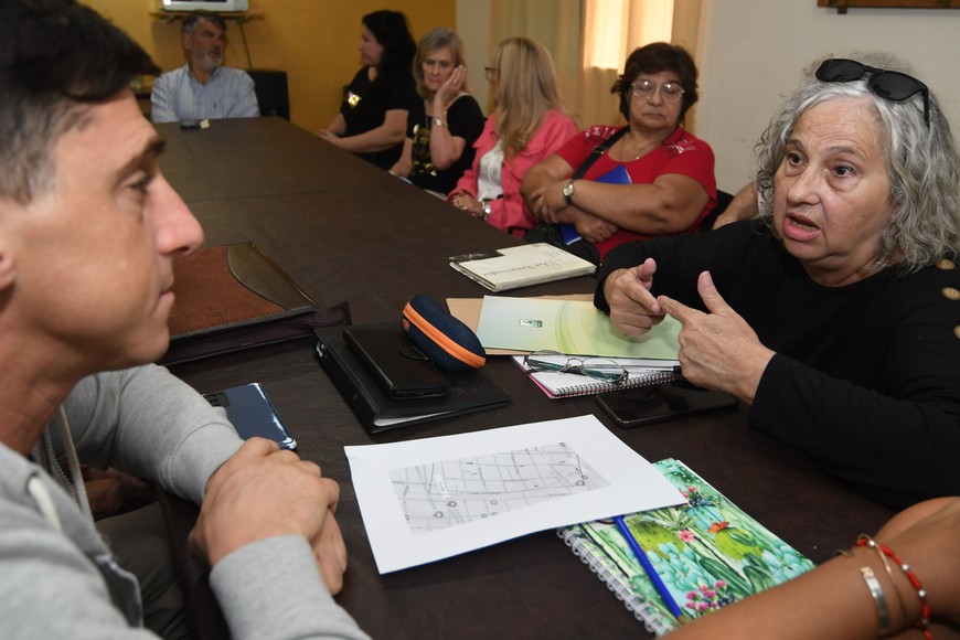Una integrante de la vecinal Oeste dio a conocer la creación de un mapa del delito. Crédito: Manuel Fabatía
