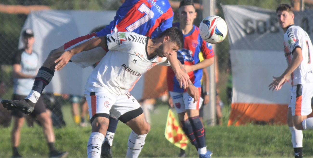 Vecinal Gálvez sorprendió a Cosmos FC