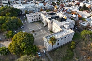 Vista aérea de la Legislatura de Santa Fe. Foto: Fernando Nicola.