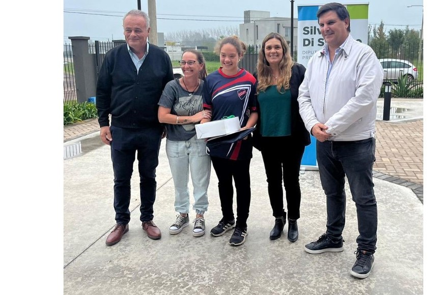 La comunidad está orgullosa de sus logros deportivos.