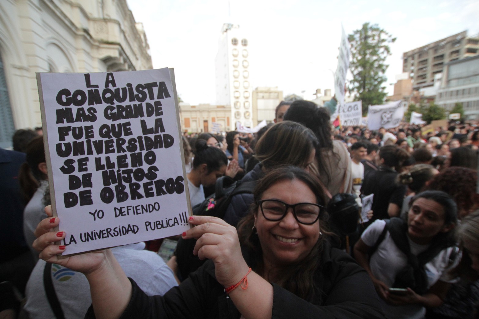 Marcha contra el recorte a las universidades en Paraná